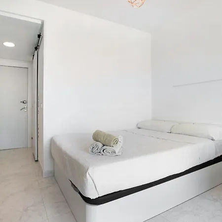 Calle Manuel Mena 4 Apartman
